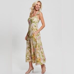 Guess Floral botanical hibiscus Design flowy midi dress hidden pockets flower